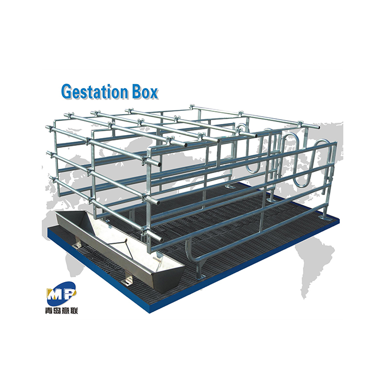 How can the ventilation performance of a pig farming limit fence be balanced with the needs of preventing escape and ensuring air circulation?
